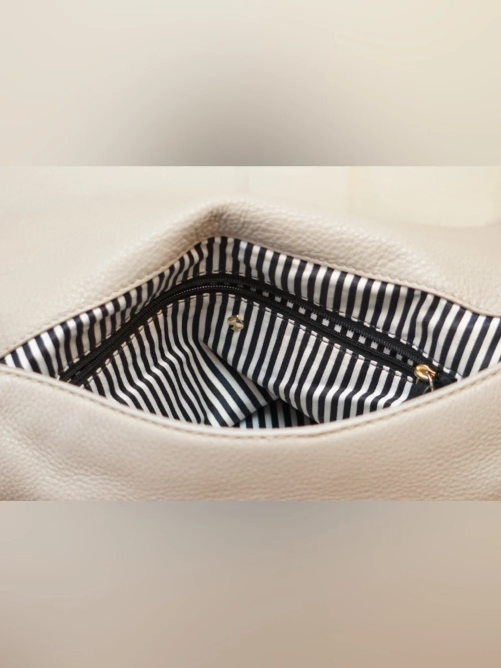 kate spade Beige Shoulder Bag with Black Trim - Picture 11 of 13
